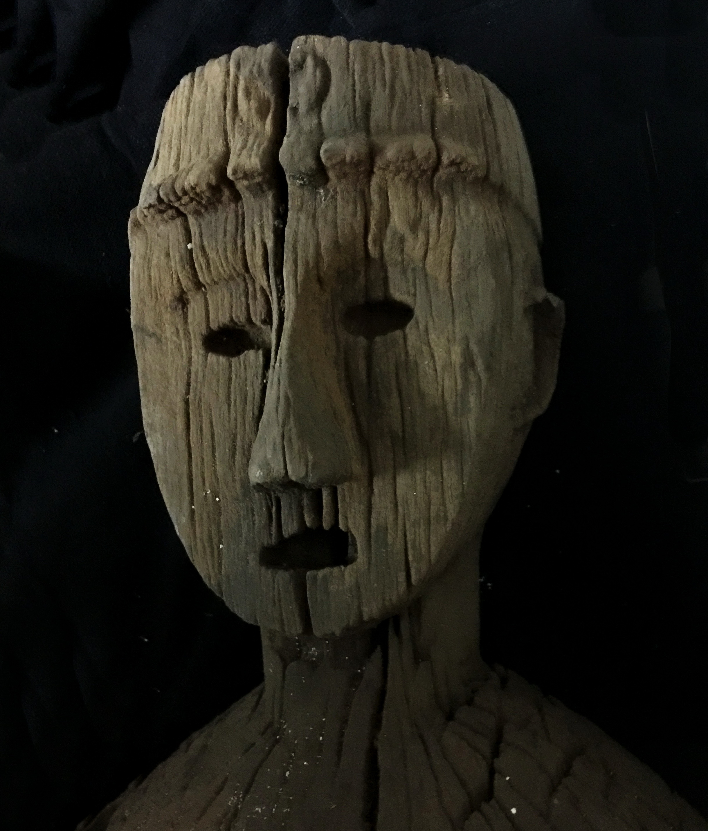 objects from the Central highlands